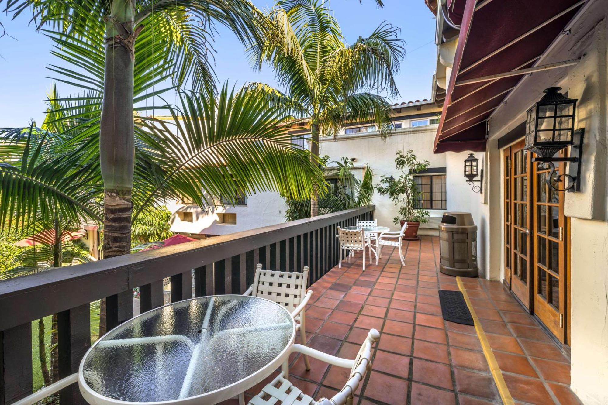 Best Western Plus Carpinteria Inn Esterno foto