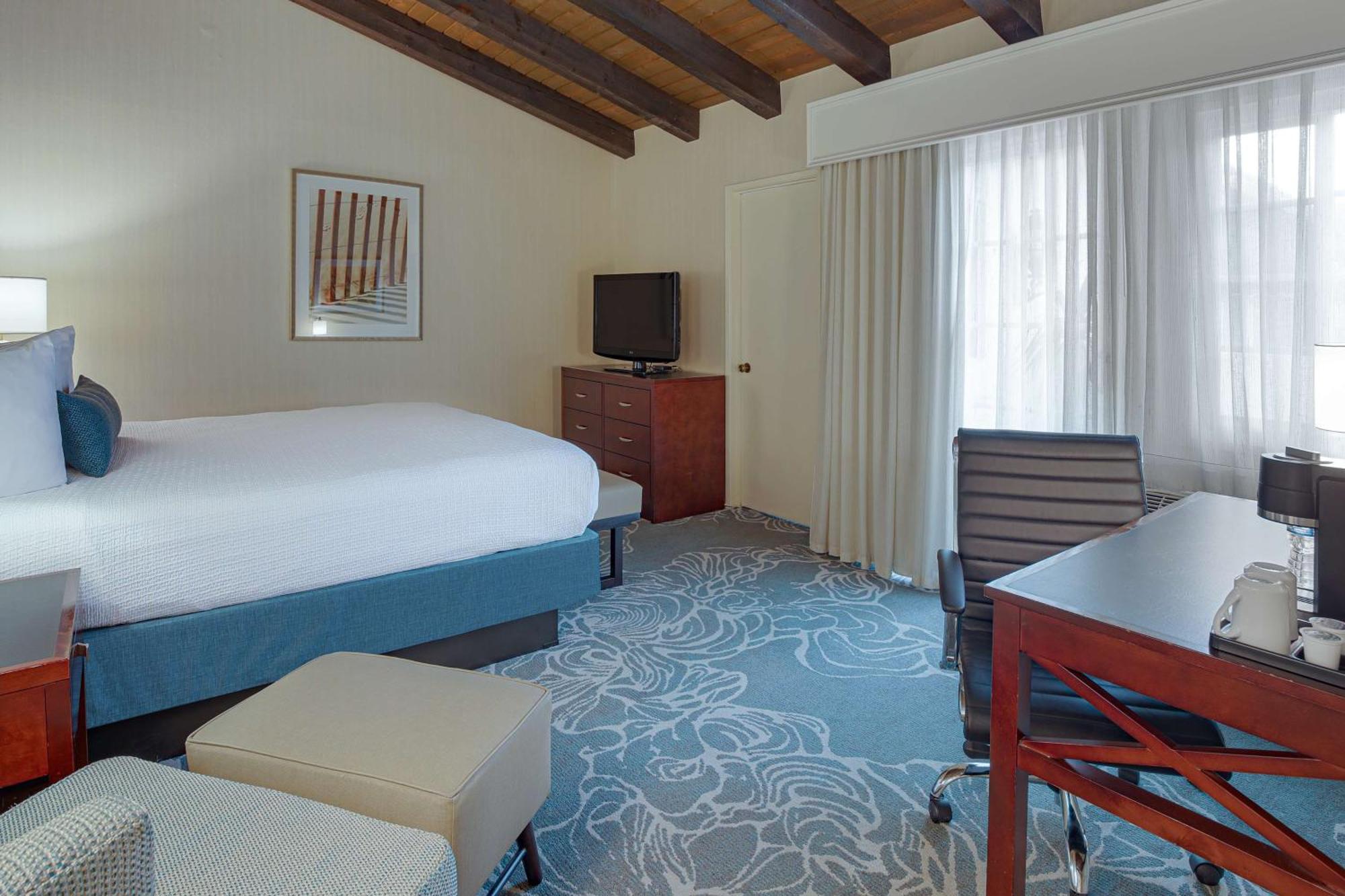Best Western Plus Carpinteria Inn Esterno foto